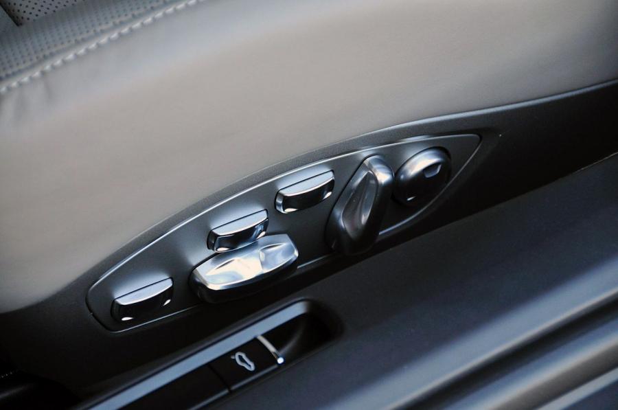  Porsche 911 Carrera S 2012 года  (фото 113 из 155)